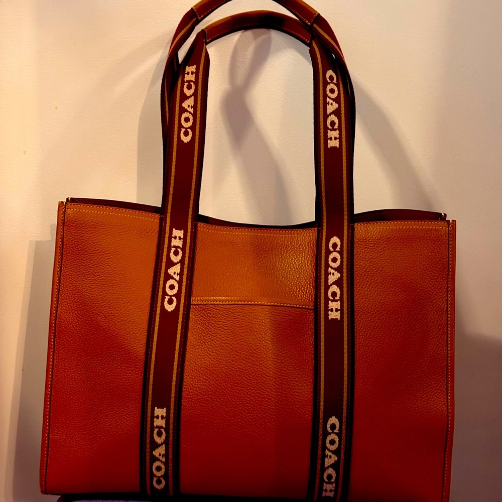 Coach large leather tote